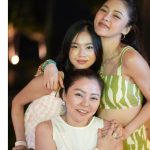 Kim Chiu Instagram - Merry Christmas Everyone!🎄🎁✨ #GiftOfFamily ❤️🙏🏻 Insert @twinklechiu @alfa1charlie 🎄
