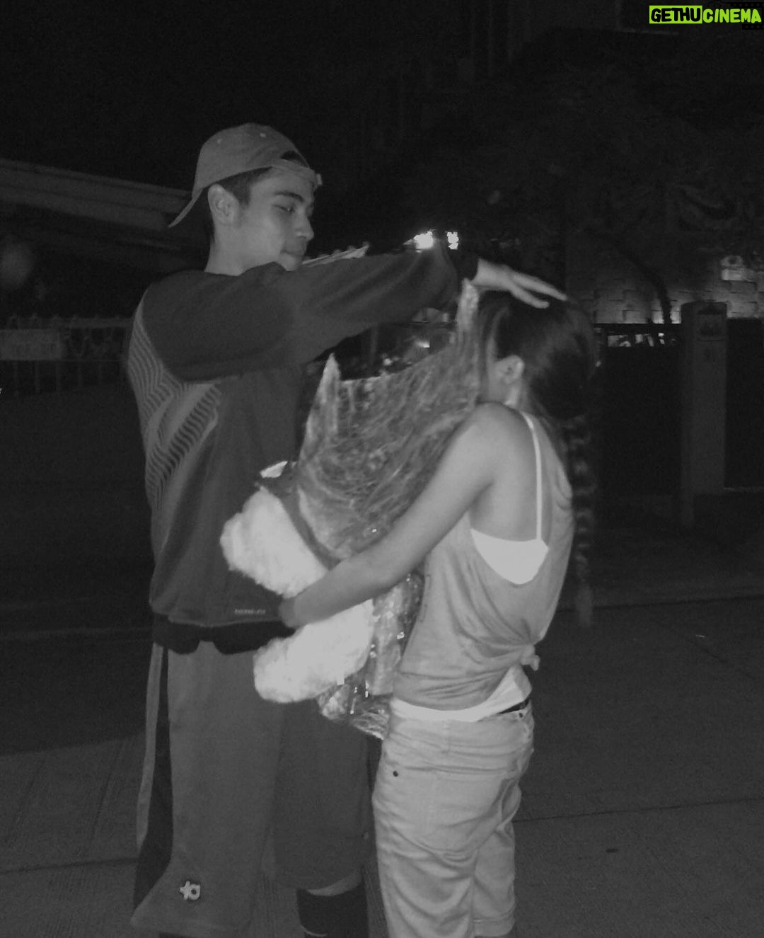 Kim Chiu Instagram - End of a love story. It took me a while to say this until today. We owe our supporters the truth, but we also respect each other’s time of healing. In a relationship, love is always a significant factor, but sometimes love is not enough. We shared more than a decade of love, each other’s support system, and many beautiful memories. It was our mutual decision to transition our relationship into what we hope to be a lifelong friendship. We thank all our followers for their love and support, but now we ask you to appreciate our honesty and give us the privacy we need as we begin new chapters of our lives. To all our supporters, maraming salamat for all the love and understanding. Lastly, to Xi, Thank you for the almost 12 years of beautiful memories together one can never imagine. You will always have a place in my heart. Thank you for showing me what love is. As we close this chapter, I ask for everyone’s kindness and respect. I hope this clears everything as we all move forward with our lives.🤍