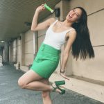 Kim Chiu Instagram - Christmas season is here!!!🎄 Ofcourse its been very busy lately with work, Christmas shopping, family bonding, Christmas Parties and many more! Good thing I always have a glass of #Berocca to fuel my everyday!!!!💚💯✅ Gives me Physical energy and mental sharpness all throughout the day!!! Kaya whenever you question me where I get my energy!!! I always say THANKS TO BEROCCA lahat kaya!!!!😉💪🏼🪫🔋💯✅
