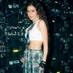 Kim Chiu Instagram - #ForeverGratefulChristmasSpecial ❤️💙💚 Thank you for my lewk mamas @jakegalvez @iammjrone @adrianneconcept @miss.vince_ 😘 📸 @niko.gonzales Araneta Coliseum