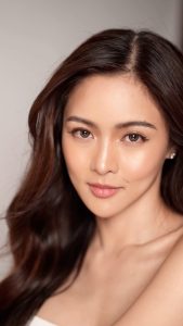 Kim Chiu Instagram - 𝗞𝗜𝗠 𝗖𝗛𝗜𝗨 @chinitaprincess as the new face of @glutacph 🧡 𝗠𝗮𝗸𝗲 𝘂𝗽 𝗯𝘆 𝕁𝕒𝕜𝕖 𝔾𝕒𝕝𝕧𝕖𝕫 @jakegalvez 𝗛𝗮𝗶𝗿 𝗯𝘆 ℝ𝕁 𝔻𝕖 𝕃𝕒 ℂ𝕣𝕦𝕫 @rjdelacruz 𝗦𝘁𝘆𝗹𝗶𝗻𝗴 𝗯𝘆 @adrianneconcept 𝗦𝘁𝘆𝗹𝗶𝗻𝗴 𝗔𝘀𝘀𝗼𝗰𝗶𝗮𝘁𝗲 @miss.vince_ #makeupbyjakegalvez #kimchiu #chinitaprincess #chinitabeauty #kimchiuforglutac