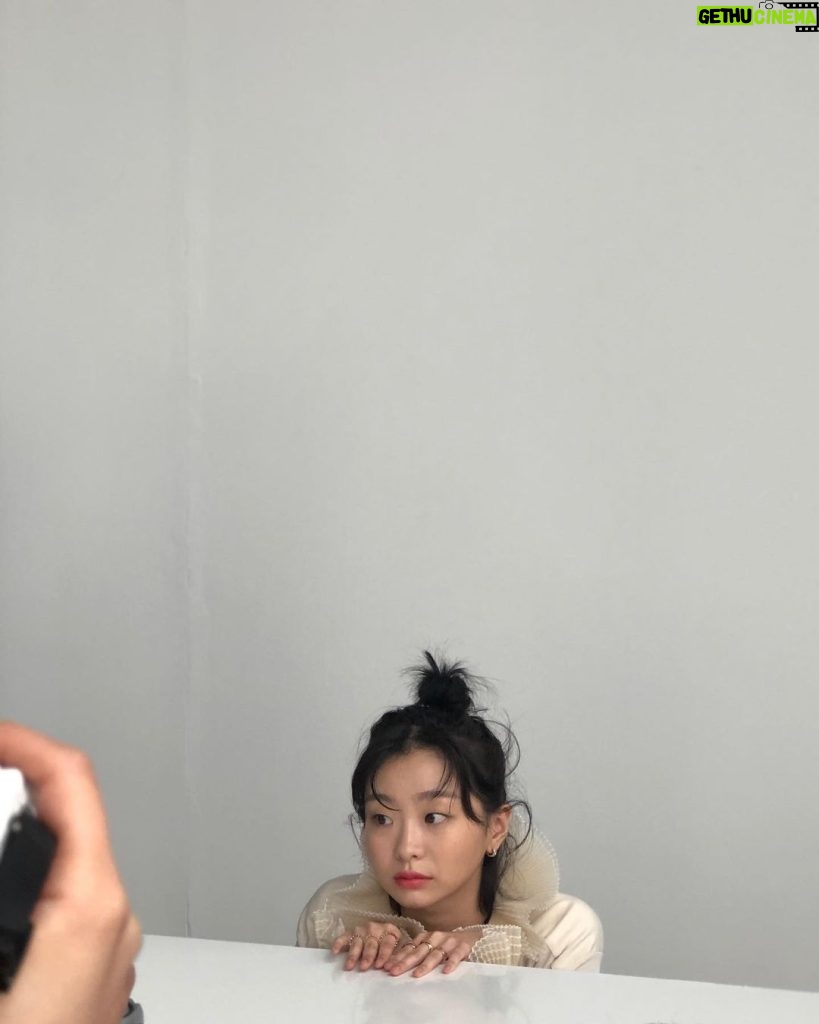 Kim Da-mi Instagram - COSMOPOLITAN 🎉