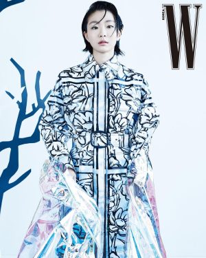 Kim Da-mi Instagram - @fendi & @wkorea
