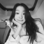Kim Da-mi Instagram - 😳👋