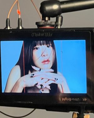 Kim Da-mi Instagram - @tiffanyandco @marieclairekorea 💎