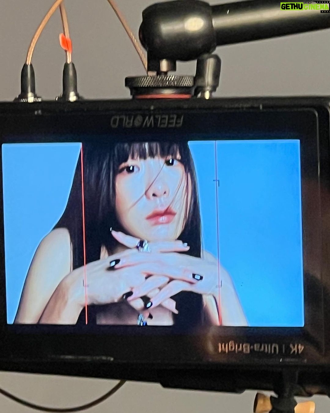 Kim Da-mi - 1 Million Likes - @tiffanyandco @marieclairekorea 💎
