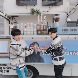 Kim Dong-hee Instagram - 병규공주 잘먹었어요🙌🏻 쌍둥이를 사랑해주셔서 감사합니다💙