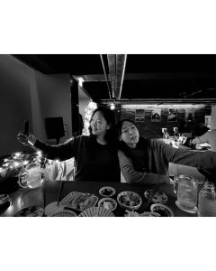 Kim Go-eun Instagram - 2024년엔 행복한 일만 있기를 🐾