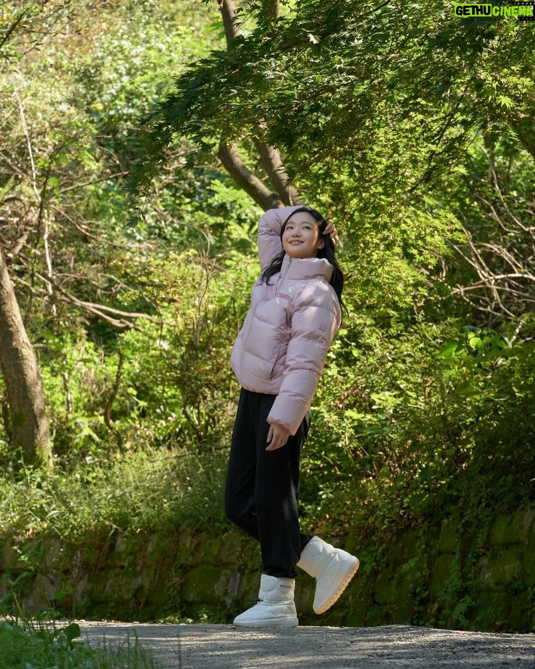 Kim Go-eun - 597.1K Likes - @discoveryexpedition_kr
🤍🖤🤍🖤 따뜻한 겨울 보내세요 🌷