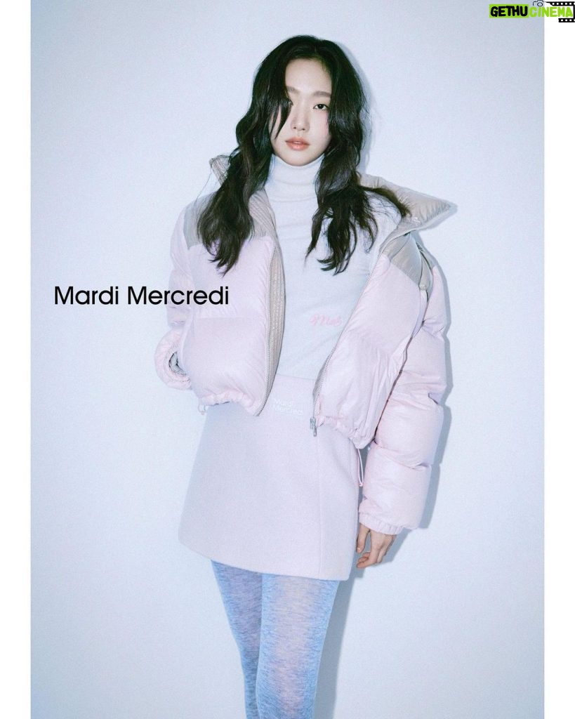 Kim Go-eun Instagram - 너어무 이쁜 @mardi_mercredi_official 🤍🤍🤍💎