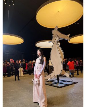 Kim Go-eun Instagram - #CHANELHauteCouture
@chanelofficial 🌸