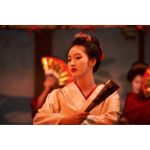 Kim Go-eun Instagram – #영웅 
보러오세요 🙇🏻‍♀️💗🌸

행복하고 따뜻한 연말 보내요 우리 

#영웅 과 함께 😁