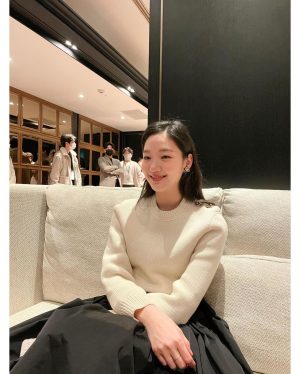 Kim Go-eun Instagram - #영웅 12월 개봉!
많은 관심과 사랑💗💗💗🙇🏻‍♀️
부탁드려요~!!!