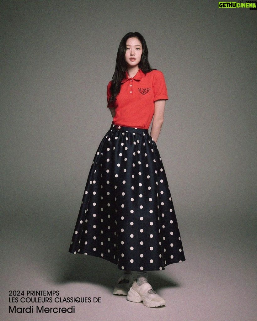 Kim Go-eun Instagram - @mardi_mercredi_official 🖤