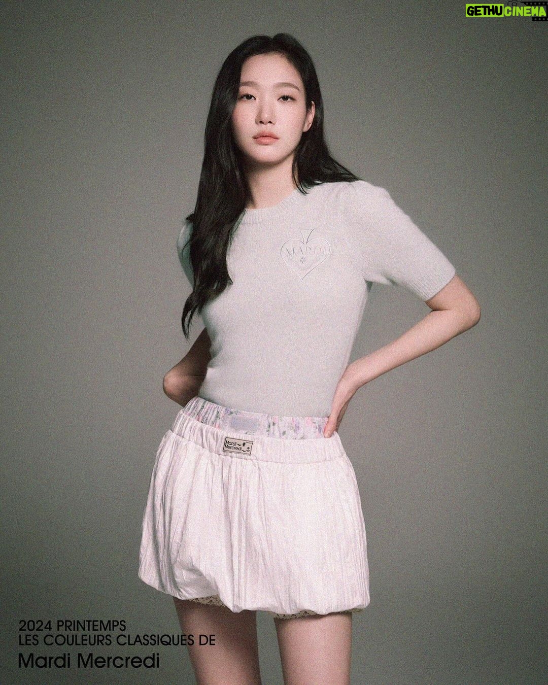 Kim Go-eun Instagram - @mardi_mercredi_official 💕