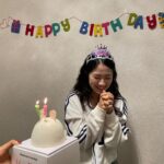 Kim Hye-yoon Instagram – 생일 축하해주신 모든 분들 많이 살앙하고 감사해요🥰 덕분에 행복한 하루를 보냈고, 큰 사랑을 받고 있다는걸 (다시한번) 느끼는 하루였습니다💕 엄마 아빠 낳아주셔서 감사하고 다시 한번 축하해주셨던 모든 분들 감사합니다😍