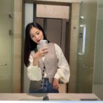 Kim Hye-yoon Instagram - 🤎