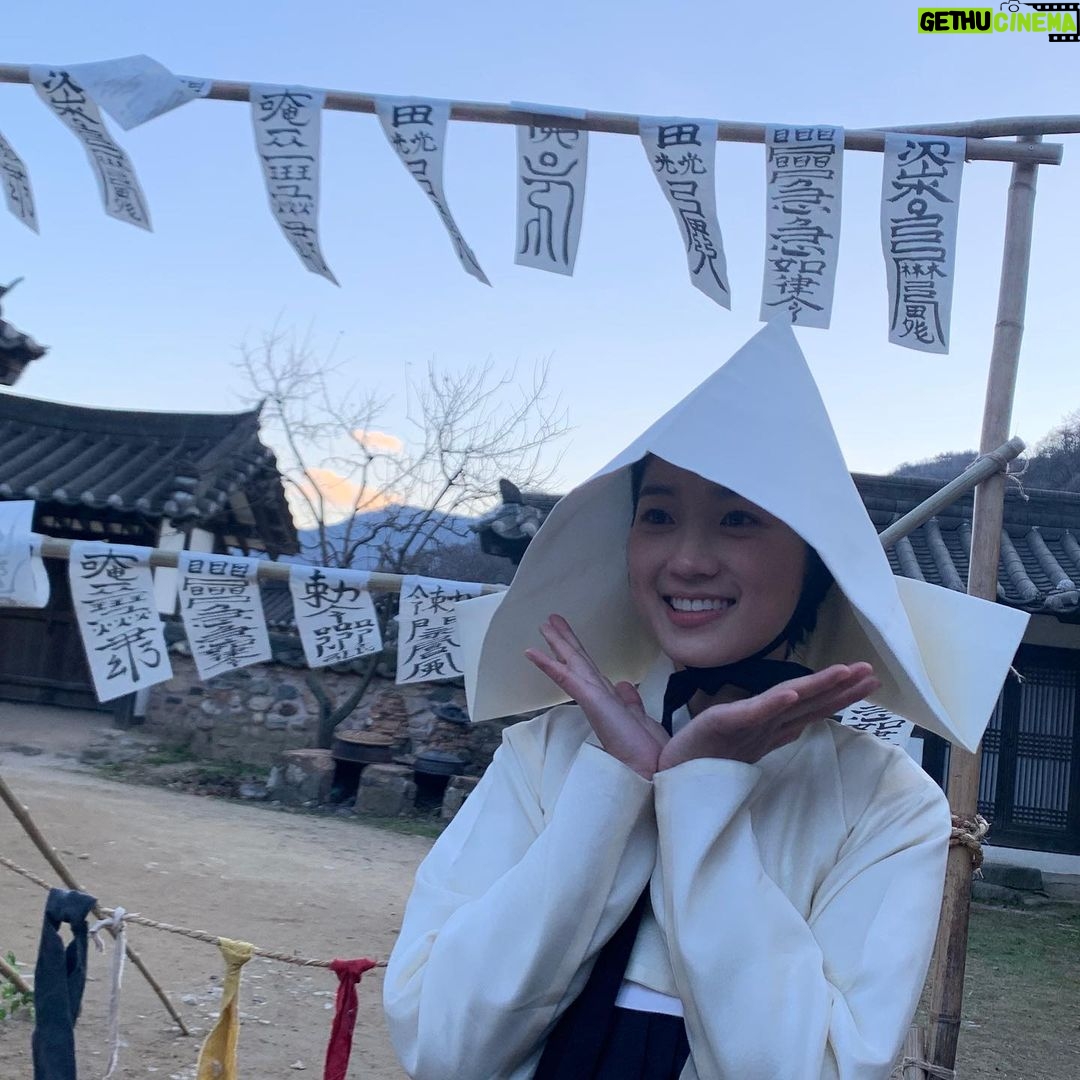 Kim Hye-yoon Instagram - 조이로 살 수 있어서 정말 많이 행복했고 즐거웠습니다🥰 어사와조이를 사랑해주시고 시청해주신 모든 분들께 진심으로 감사드립니다💘
