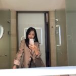 Kim Hye-yoon Instagram - 🖤