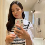 Kim Hye-yoon Instagram - 🖤🤍 #in알루화장실