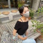 Kim Hye-yoon Instagram - 🖤💙