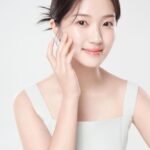 Kim Hye-yoon Instagram – 아크네스🤍💚🤍💚
@acnes.kr