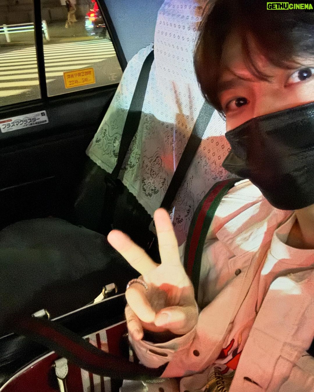 Kim Jae-joong Instagram - 이제 잘 준비 해야겠다! 다들 굿나잇🌙