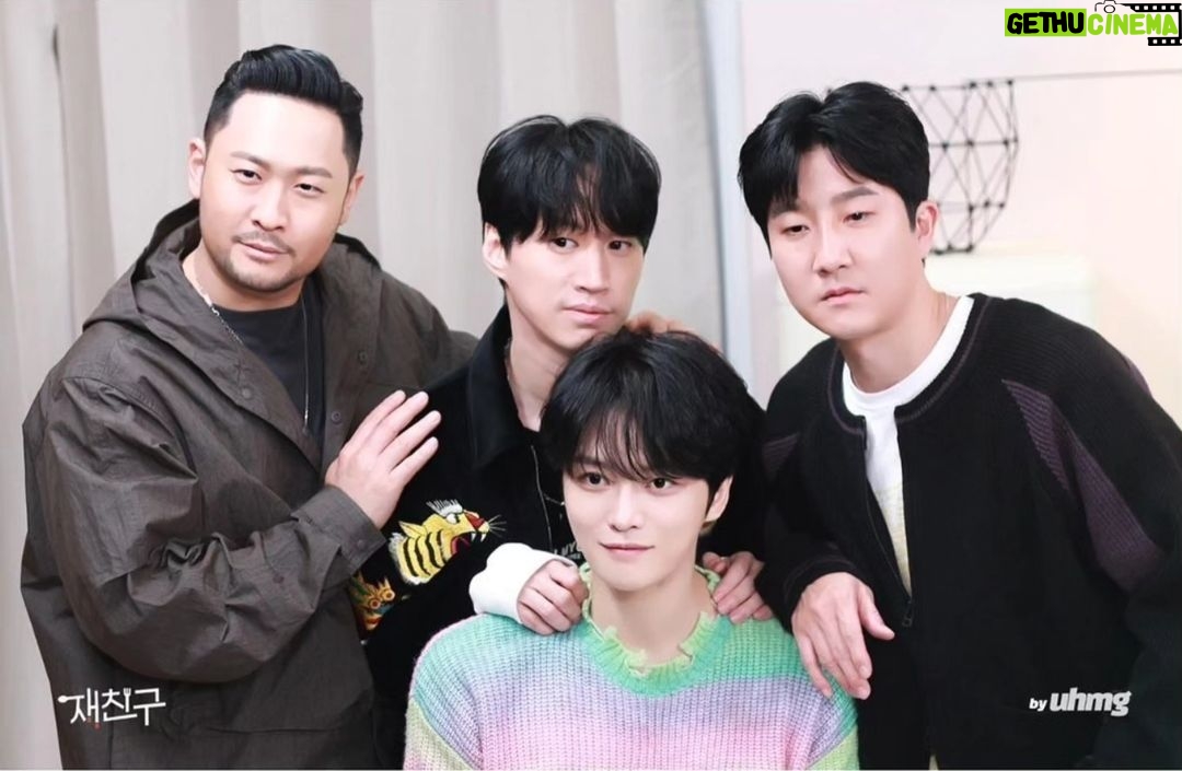 Kim Jae-joong Instagram - 오늘도 목요일 6시엔 "재친구"! #에픽하이 #재친구 #첫광고 #PPL