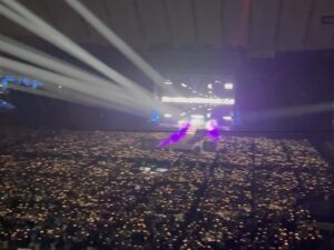 Kim Jae-joong Instagram - hyde형님과 taka와hiro의 콘서트 관람하고 왔습니다 HYDEさんに会えて嬉しかったし素晴らしい歌に刺激を受けすごくいい時間だったー！ #hyde #oneokrock #mfs #東京ドーム