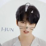 Kim Jae-joong Instagram – 今回グッズ楽しみ⭐️
