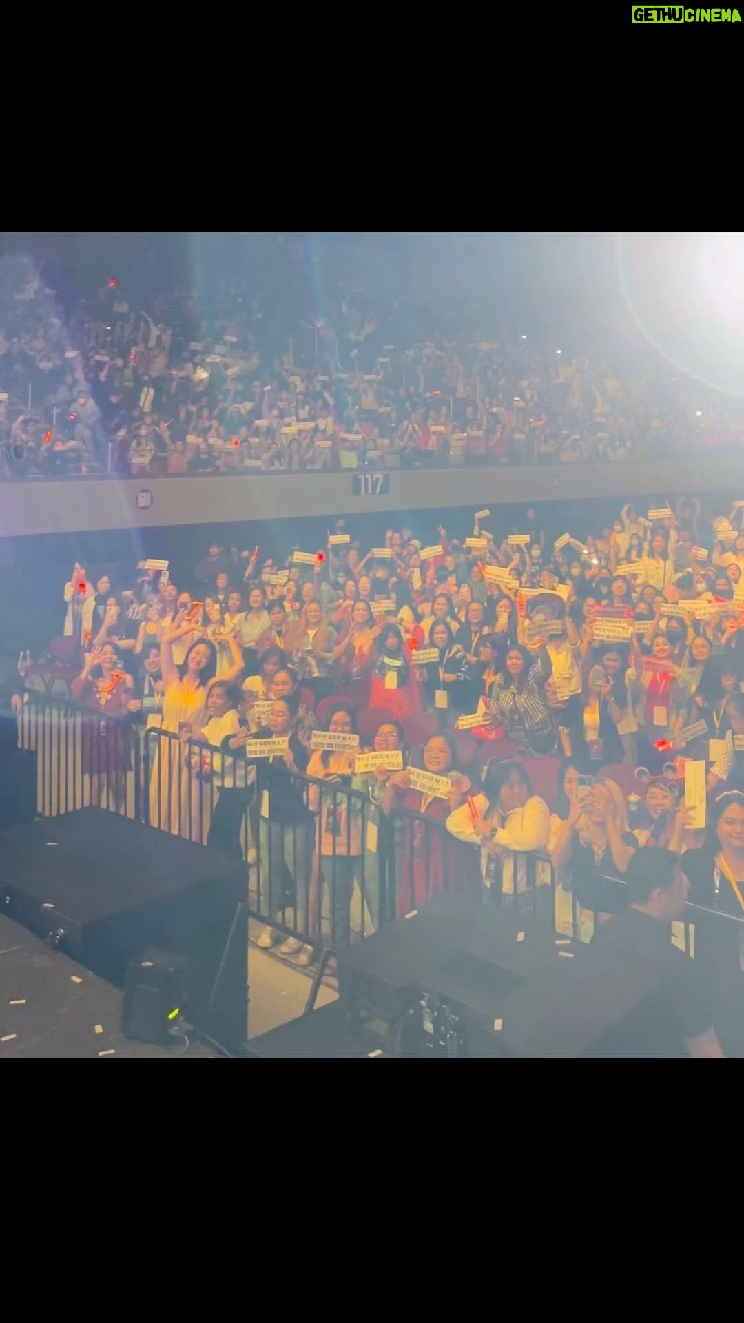 Kim Jae-joong Instagram - i love you PH babies❤️🙏 #philippines #babies Aseana City
