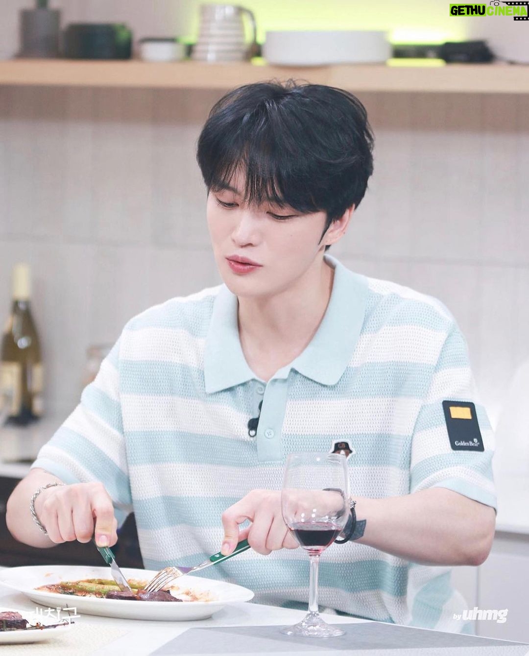 Kim Jae-joong Instagram - 이번주 재친구네 놀러온 친구는 어마무시한 그녀..😂30분 순삭 예정 #재친구
