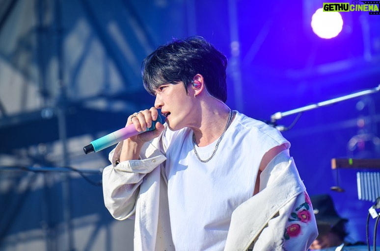 Kim Jae-joong Instagram - 来年また来るから! 来年は涼しくなるシステムが 導入されるそうらしいからもっと楽しみ🎈 난 덥지않았다!!쉬원했다!!!그리고 즐거웠다😊