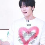 Kim Jae-joong Instagram – 이번주 재친구는 과연 누굴까요?
목요일 6시에 재친구로 놀러와요✨️
#재친구