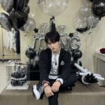 Kim Jae-joong Instagram – 오늘도 너무 많은 감정들을 마음에 담아 집으로 돌아왔어요
내일은 또 어떤 따스함과 즐거움이 있을까 ✨️
#베이비스가심장폭격시킴