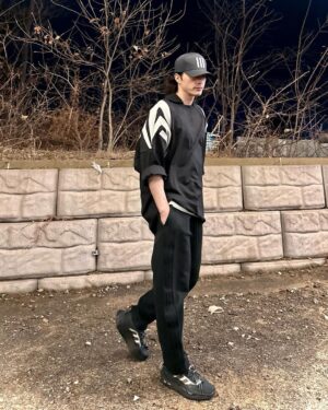 Kim Ji-hun Instagram - _ 근황

FOG X adidas

@fearofgod 
@adidas