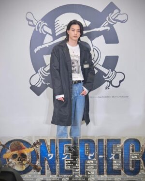 Kim Ji-hun Instagram - _

between Usopp @bookofjacob and Zoro @mackenyu 

INCRM X ONEPICE collaboration

thank you for inviting me マッケンさん🩶