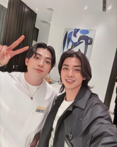 Kim Ji-hun Instagram - _ between Usopp @bookofjacob and Zoro @mackenyu INCRM X ONEPICE collaboration thank you for inviting me マッケンさん🩶