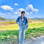 Kim Ji-hun Instagram - _ #허영만의백반기행 TV조선 오늘 8시요💙