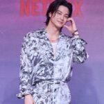 Kim Ji-hun Instagram - _ #netflixballerina streaming now! 발레리나 시작햇서요🩶 @netflixkr