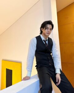 Kim Ji-hun Instagram - _ He is nocturnal🦉