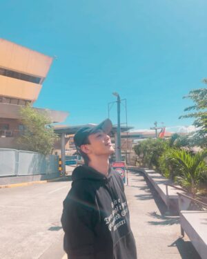 Kim Ji-soo Instagram - Manila