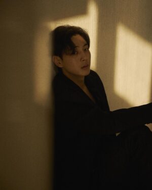 Kim Ji-soo Instagram - Sunshine
