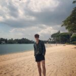Kim Ji-soo Instagram - Follow me