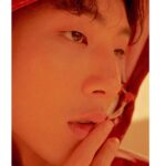 Kim Ji-soo Instagram - 🙂