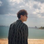 Kim Ji-soo Instagram - Follow me