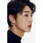 Kim Ji-soo Instagram - >