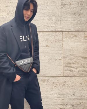 Kim Ji-soo Instagram - @celine @hedislimane #광고