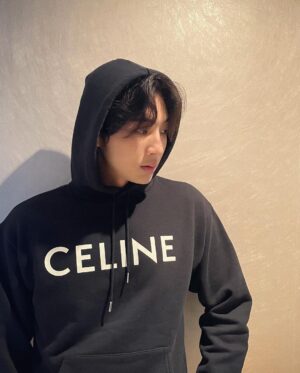Kim Ji-soo Instagram - @celine @hedislimane #광고