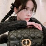 Kim Jisoo Instagram - Selfie time with my new @Dior 👧🏻